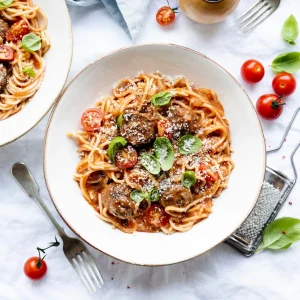 Classic Spaghetti Carbonara – Al Dente Spaghetti, Pancetta, Creamy Parmesan Sauce